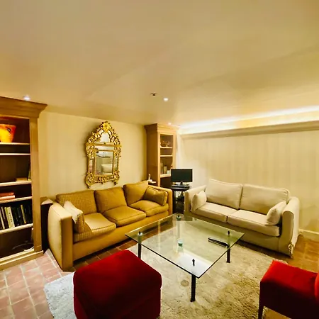 Apartmán Musee Du Louvre Paříž